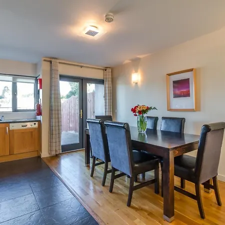 No 2 The Avenue * Cill Airne