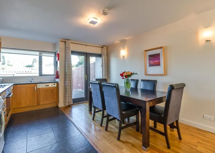 No 2 The Avenue * キラーニー